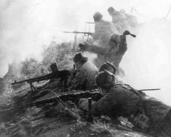 肉搏血战阻强敌 肉搏血战阻强敌